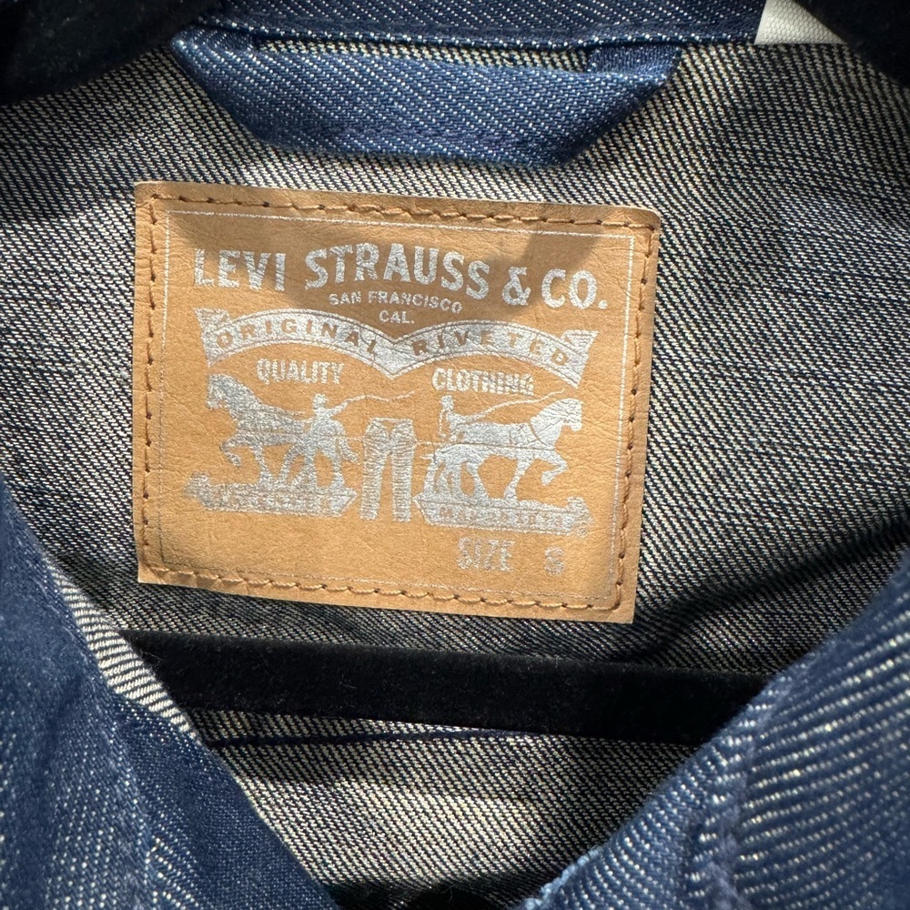 Levi's Blue Denim Jacket - Picture 3 of 9
